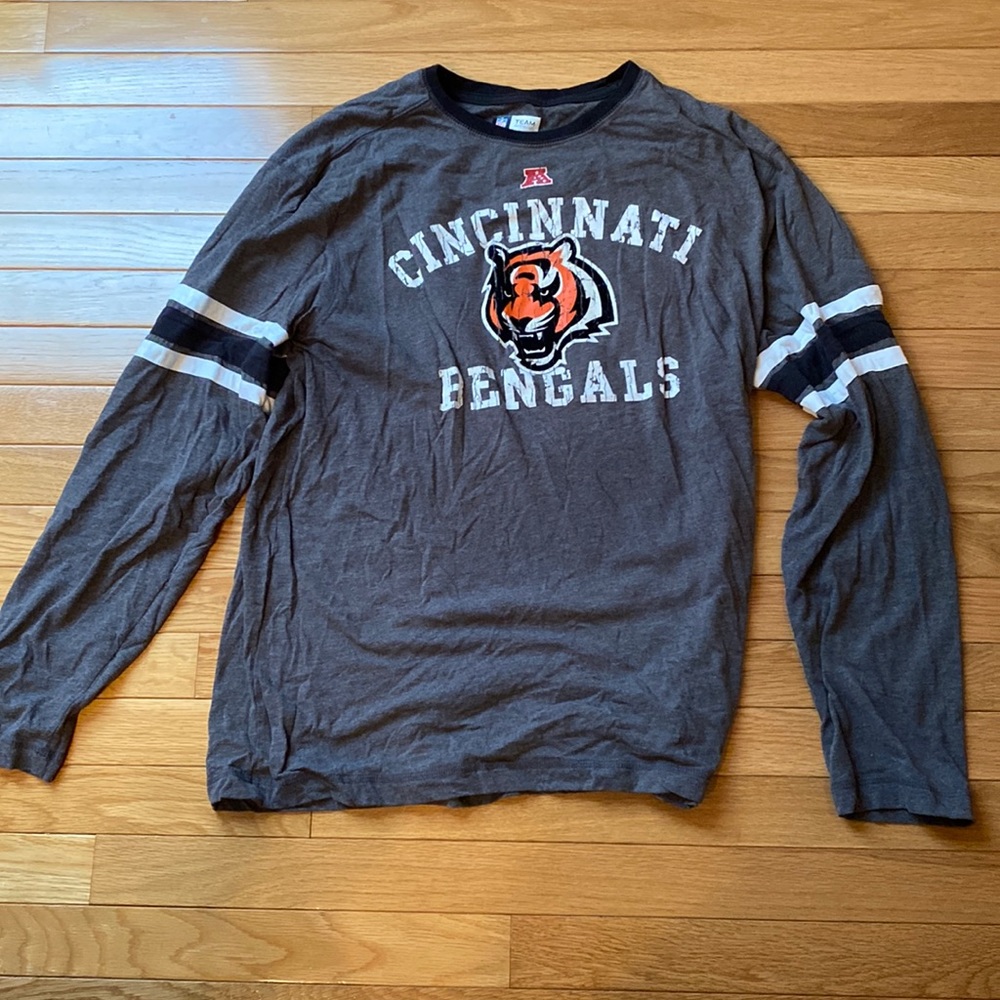 Women’s large Cincinnati Bengals long sleeve shirt